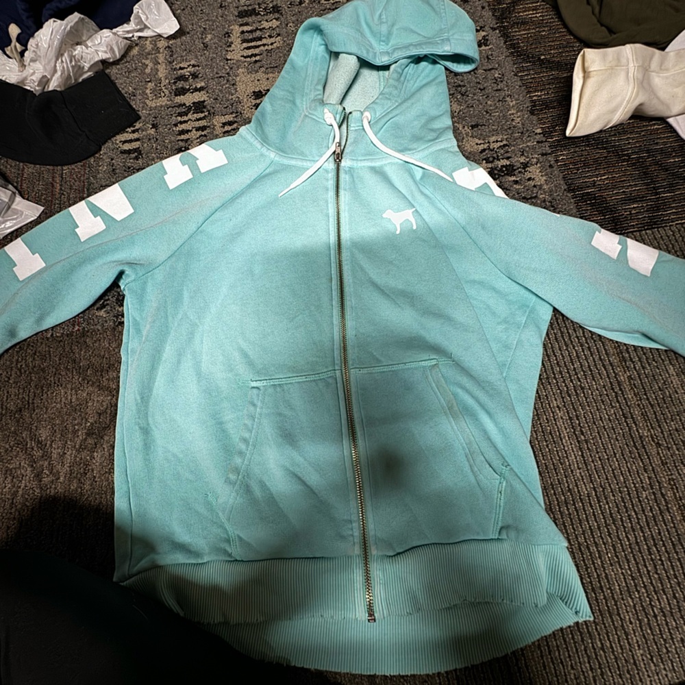 Women’s PINK zip up hoodie